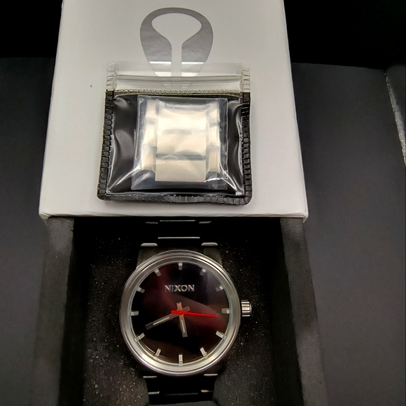 Nixon The Cannon brand new never worn ✨ - Picture 2 of 9